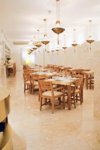 Restaurant with acoustic plaster ceiling